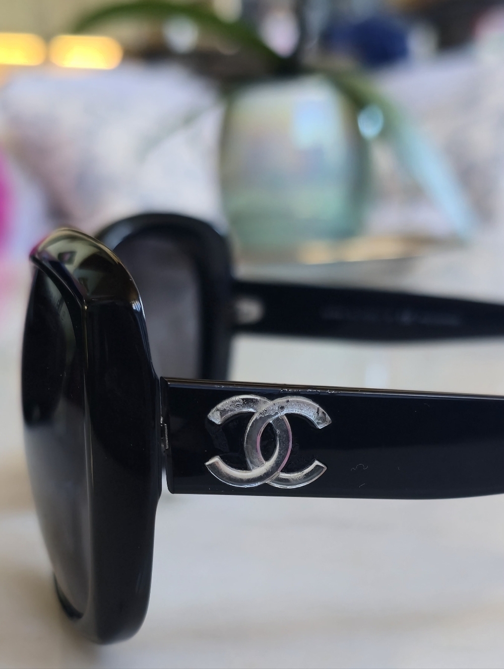 Chanel Classic Black Acetate Polarized Sunglasses - Picture 4 of 16